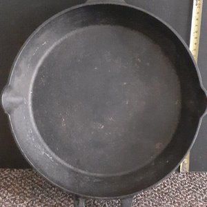 Goodful Cast Iron 12in Skillet